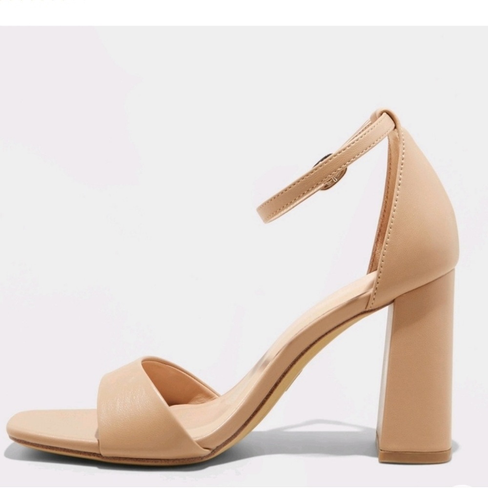 A New Day Women's Tan Shelly Ankle Strap Heel Memory Foam Insole Size 11 - Picture 2 of 6